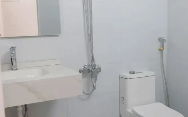 RAW Hostel - Tour & Motorbikes Rental