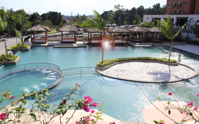 Everia Villas Resort