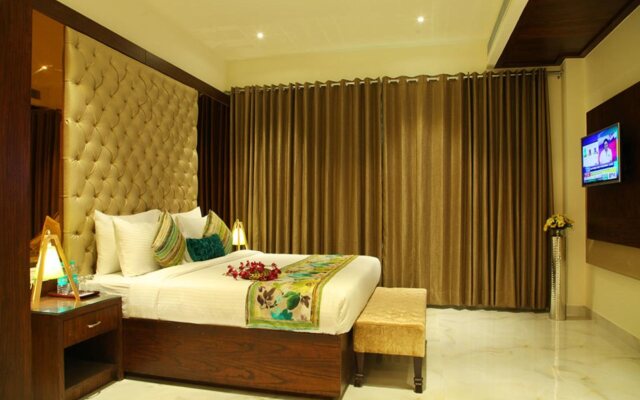 WJ Grand Hotel