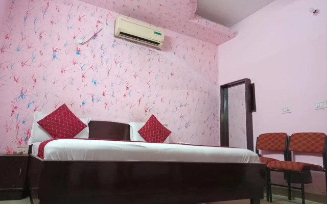 Hotel Parikshit Palace