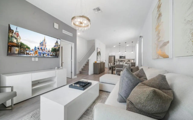 384 Famagusta Drive