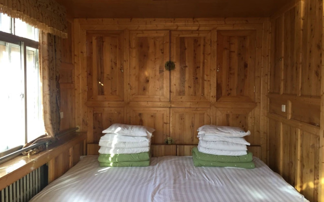 Yangkor Tibetan Homestay - Hostel