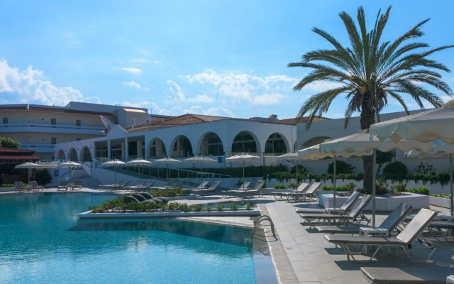 Hotel Niriides Beach