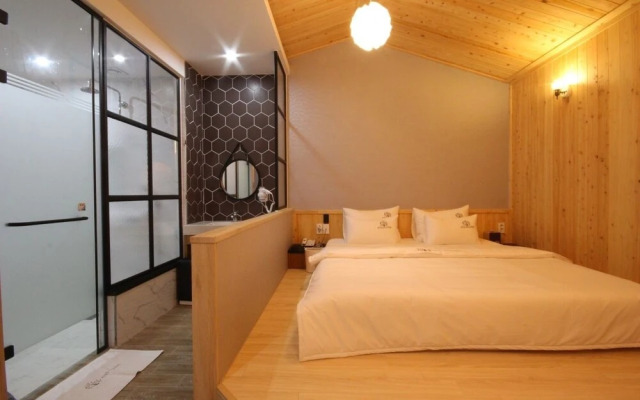 Hotel Appletree