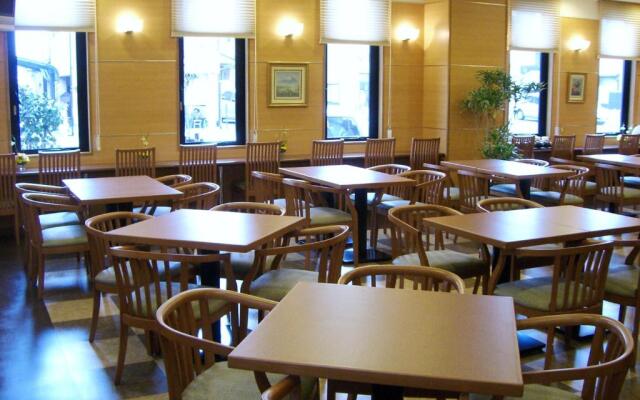 Hotel Route-Inn Fujieda Ekikita