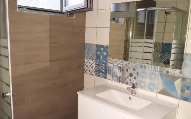 Previllage RED Apartment