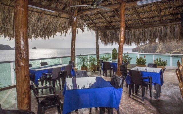 Hotel Large Beach