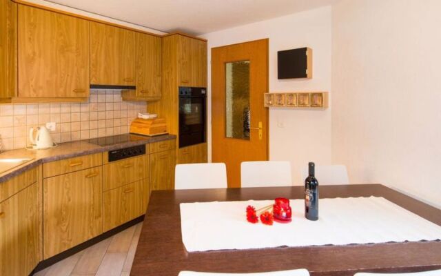 Apartment Evita Andriano 11803