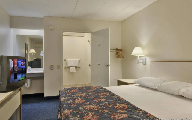 Red Roof Inn Columbia, MO