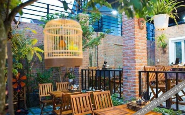 Tu Quy Hotel