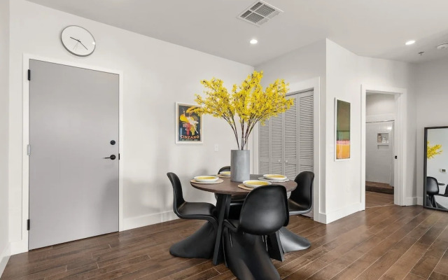 610ux113 2 Bedroom Condo