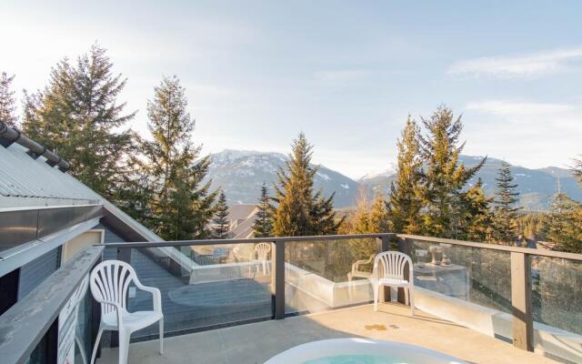 Ski in Ski out - Steam Shower - Roof top Hot tub