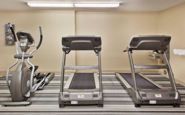 Sonesta Simply Suites Orange County Airport