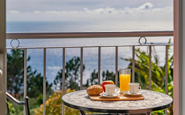 SeaView Apartment by OurMadeira