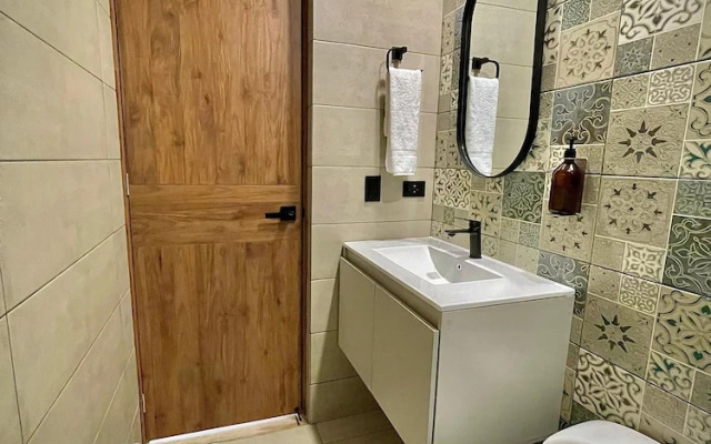 Nomadic Suites