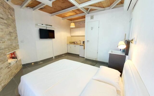 Agas Holiday Apartments - Gai Boutique