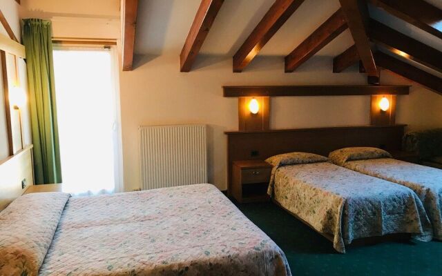 Hotel Santoni