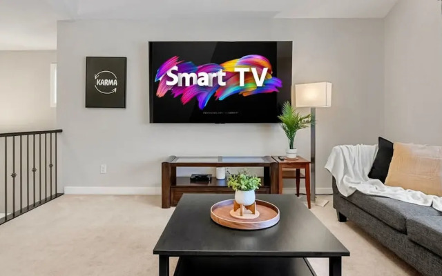 The Mask - 5BD - Movie Room - Kidfriendly