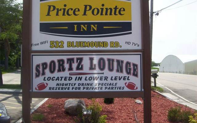 Price Pointe Inn