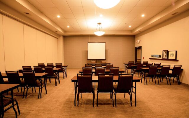 Country Inn & Suites by Radisson, Wilson, NC