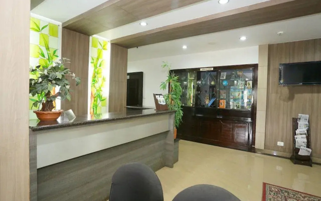 Oyo Flagship 41696 Hotel Tri-Star Regency