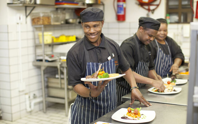 Court Classique Suite Hotel