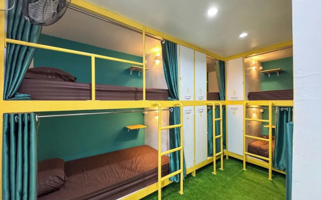 Banana Bunkhouse Hostel
