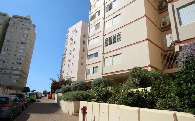 The Seasons Beach Apartment 2