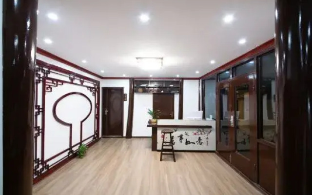 Zixuan Pavilion Riverside Inn