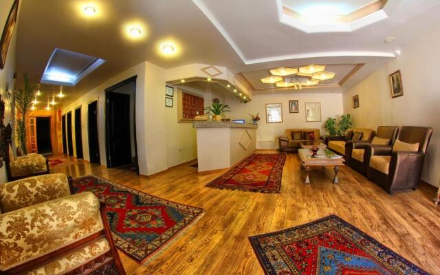 Akuzun Hotel