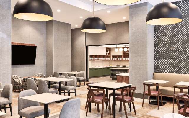 Hyatt Place Phoenix / Downtown