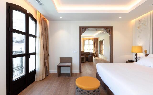Silken El Pilar Andalucia Hotel