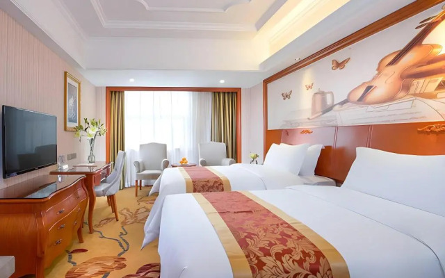 Vienna International Hotel (Shenzhen Bantian Huancheng South Road)
