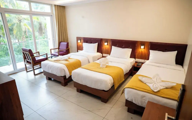 Hotel The Pearl Shine