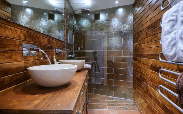 Les Abris de Saint Sulpice