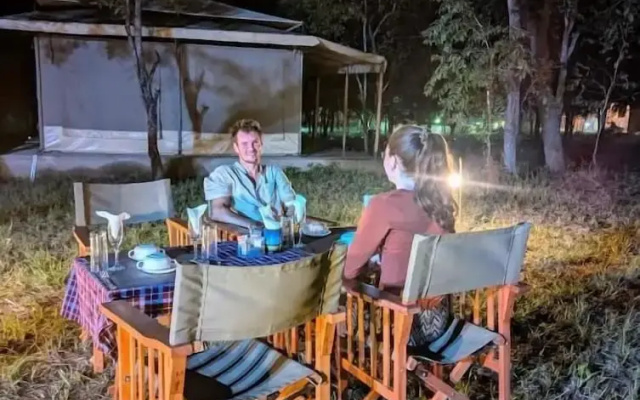 Double G Safaris and Camp Mikumi