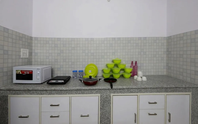 OYO 12695 Home Cosy 5BHK Himuda Sanjauli