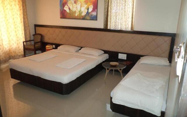 Hotel Ganpati Palace By Wb Economy