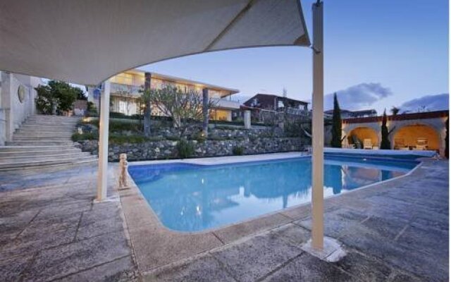 Amanzi Guest House
