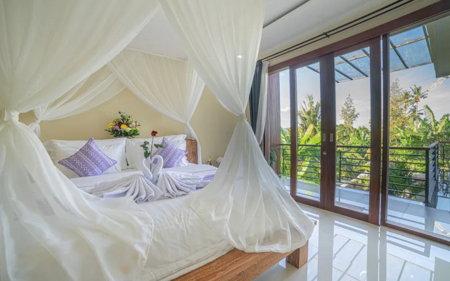Bulan Adi Villa By Reccoma