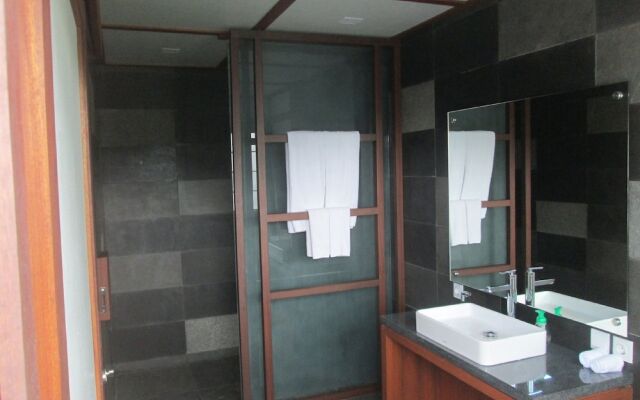 Suarapura Resort and SPA
