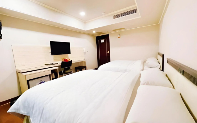 Spring Art Hotel