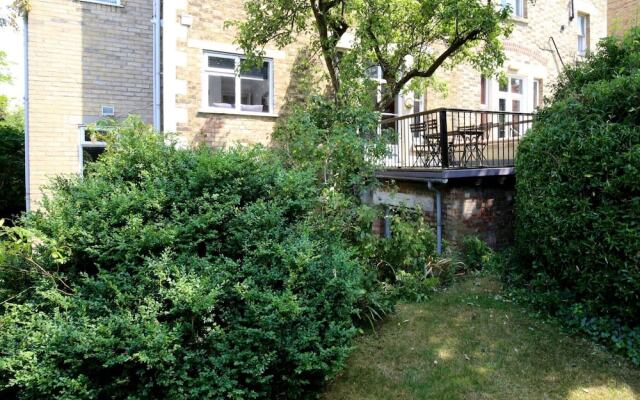 Charming, Victorian 2BR Flat in Oxford