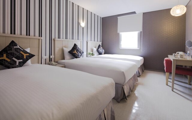 Just Enjoy Business Hotel