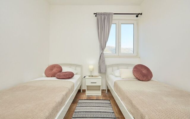 Hedera Estate Hedera A62