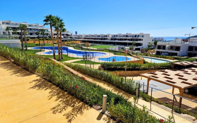 La Petite For t Seaview Flat in Marbella