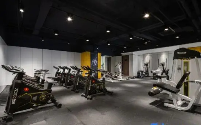 Royal•Garden Hotel