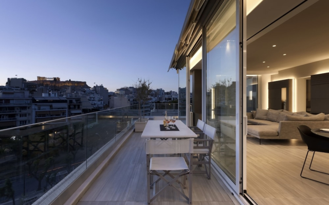 Lux 2 Br Penthouse with Acropolis View