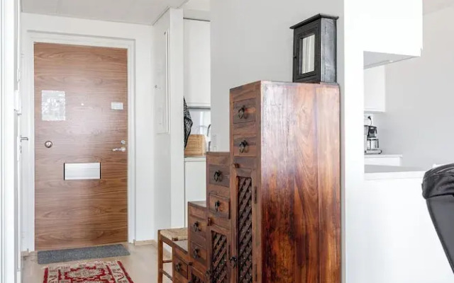 Fabulous 1BR Apt with Sauna & Views