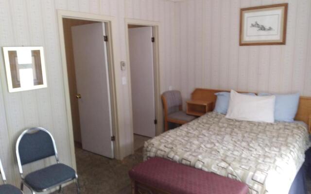 Apple Tree Inn